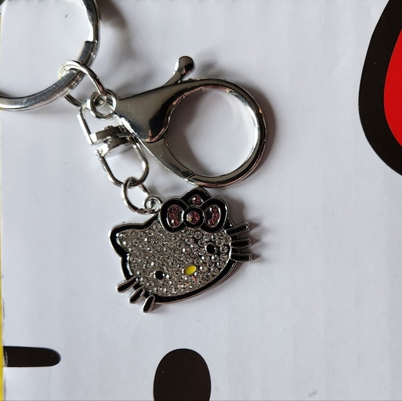 🌟 Hello Kitty Rhinestone key chain - Picture 2 of 2